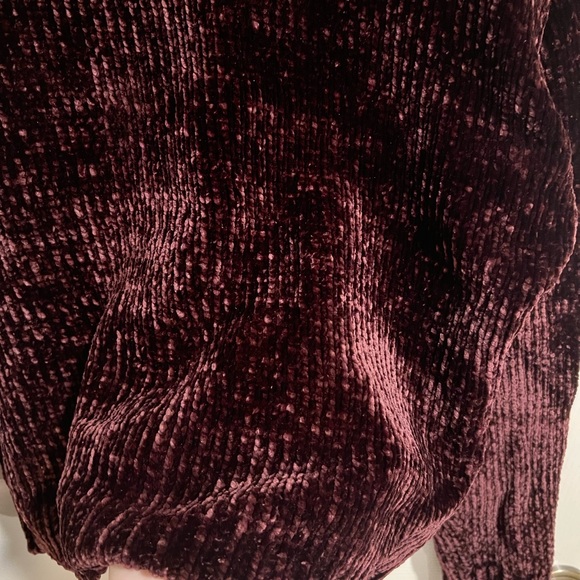 SANCTUARY BURGUNDY CHENILLE SWEATER - Picture 2 of 7